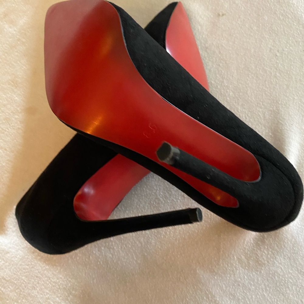 Chris-T Red bottom 5” stiletto pumps size 8.5 NIB